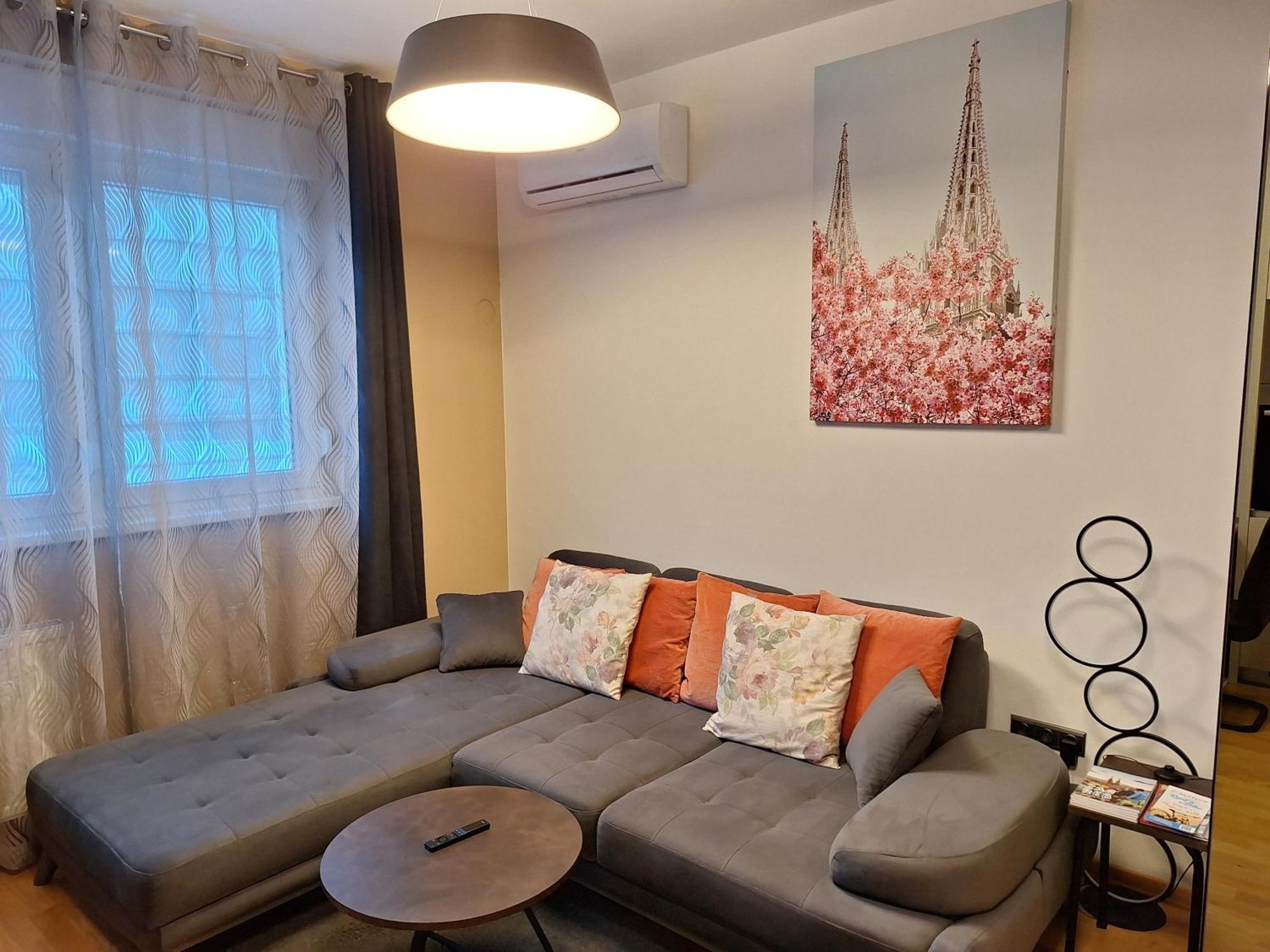 Remi Apartment *